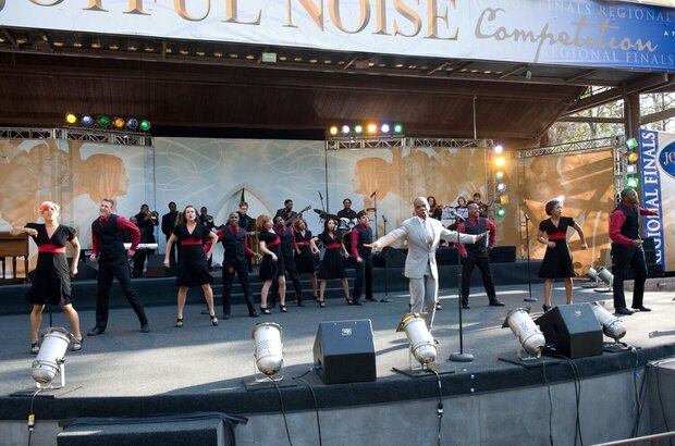 Joyful Noise (2012) - photo 8