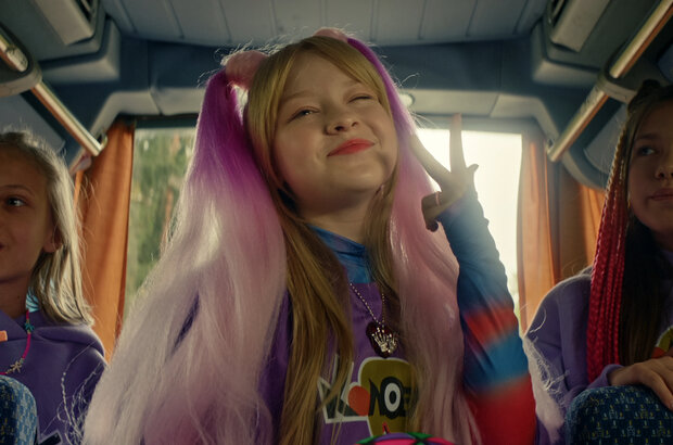 Не одна дома 2 (2025) - фото 8