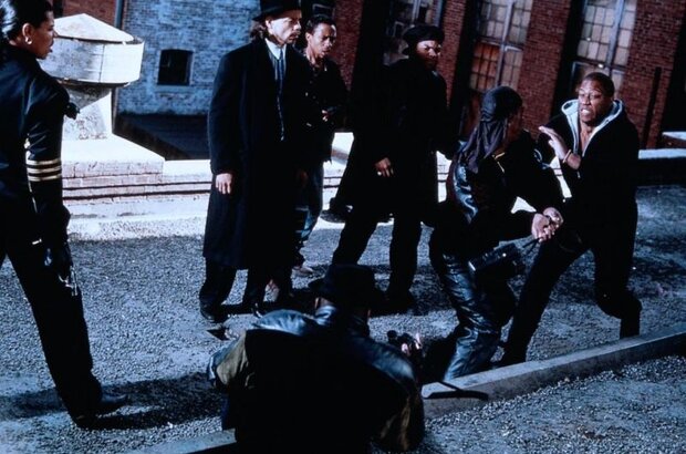 Trespass (1992) - photo 4