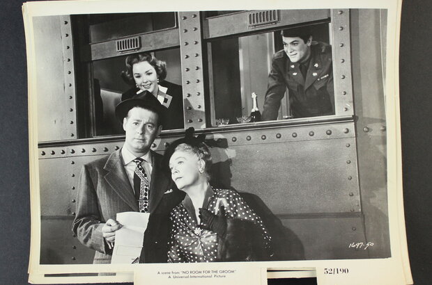 No Room for the Groom (1952) - photo 1