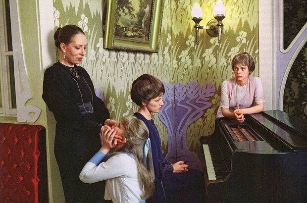 Васса (1982) - фото 1