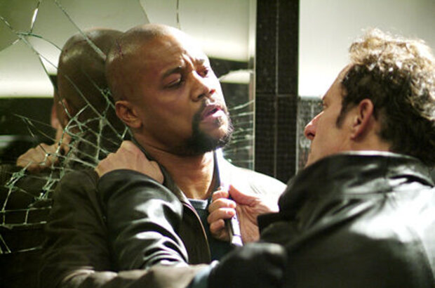Hero Wanted (2008) - photo 4