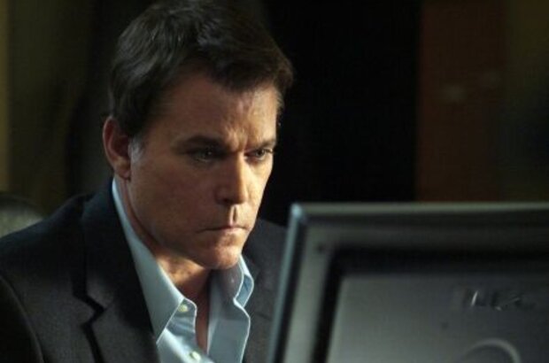 Hero Wanted (2008) - photo 6