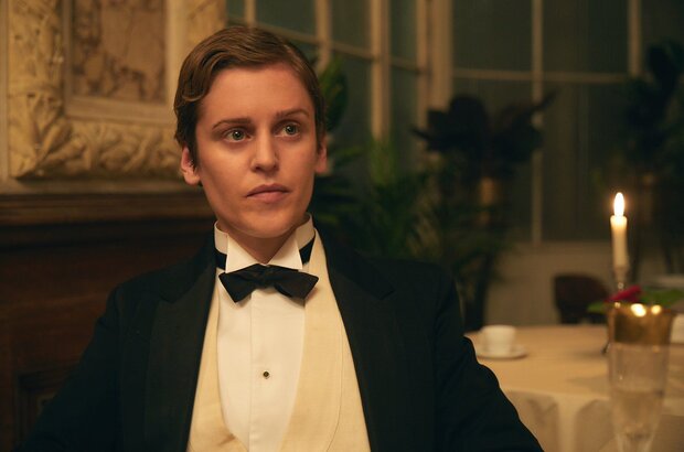 Colette (2018) - photo 13