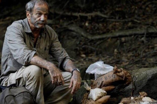 In Gold We Trust (2010) - photo 4