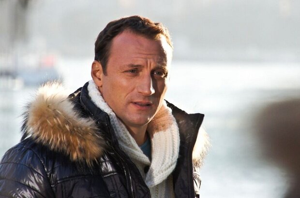 Marathon (2012) - photo 8