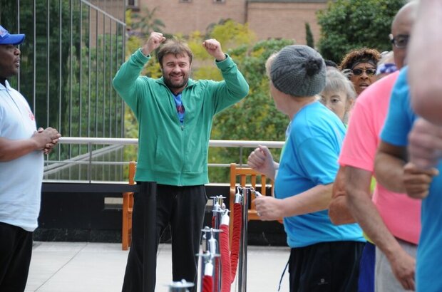 Marathon (2012) - photo 2