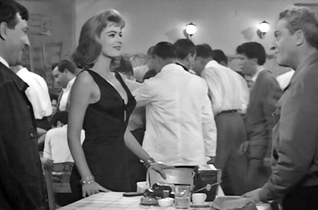 Never on Sunday (1960) - photo 8