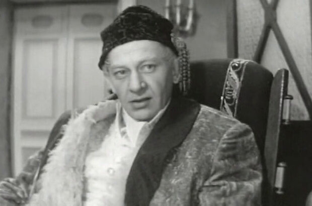The Old House (1969) - photo 7
