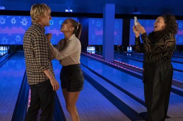 Marry Me (2022) - photo 4
