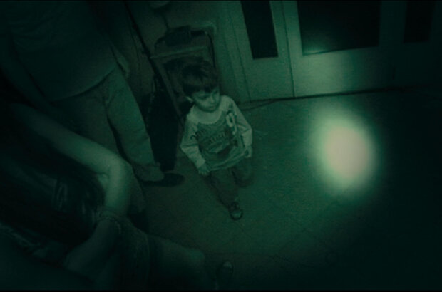 Apartment 143 (2011) - photo 9