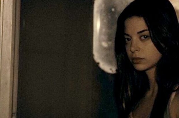 Apartment 143 (2011) - photo 4