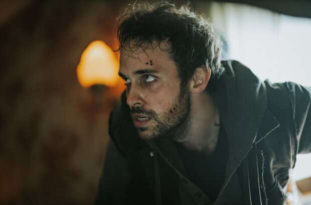 Shut In (2022) - photo 3