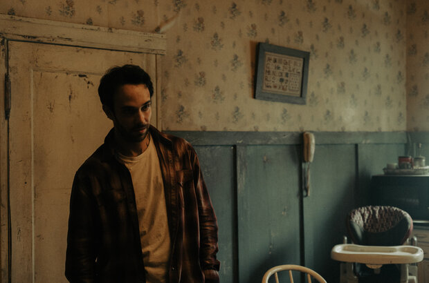Shut In (2022) - photo 1