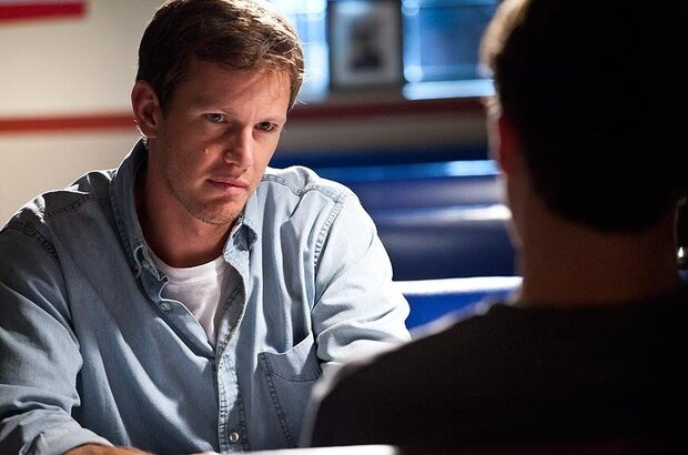 Missionary (2013) - photo 1