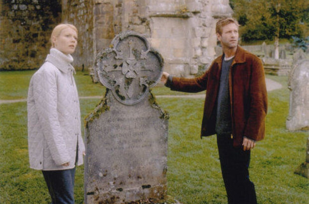 Possession (2002) - photo 4