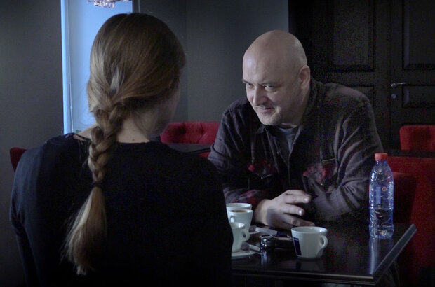 Skvoz chyornoe steklo (2018) - photo 1