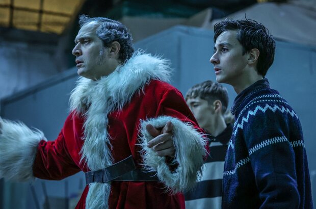 Elf Me (2023) - photo 5