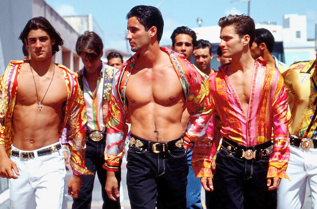 The Genius of Gianni Versace Alive (2022) - photo 7