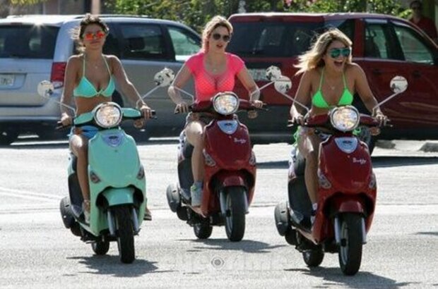 Spring Breakers (2013) - photo 8