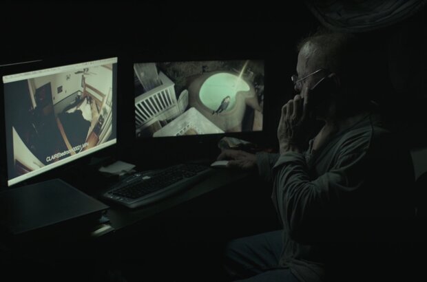 13 Cameras (2015) - photo 6