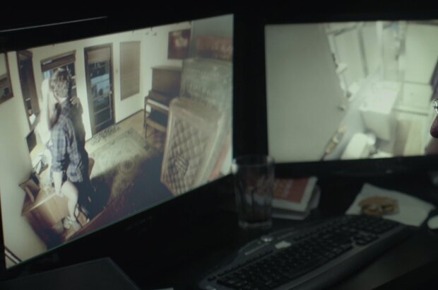 13 Cameras (2015) - photo 8