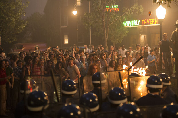 Stonewall (2015) - photo 2