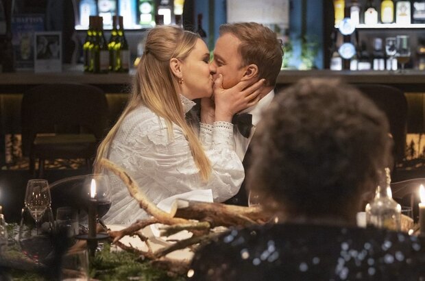 Long live the bonus family (2022) - photo 1