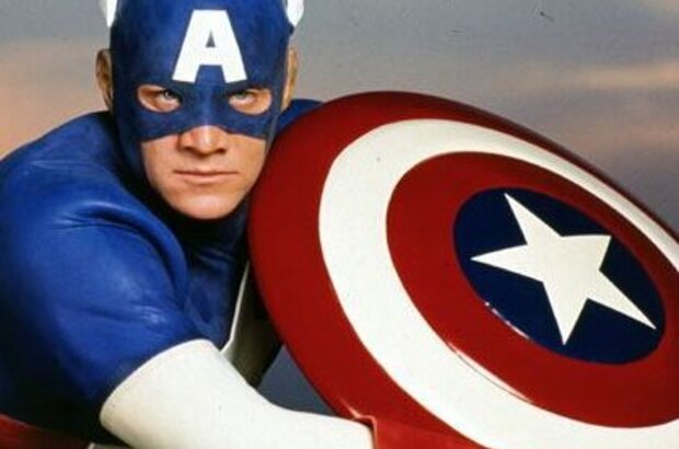 Captain America (1990) - photo 2