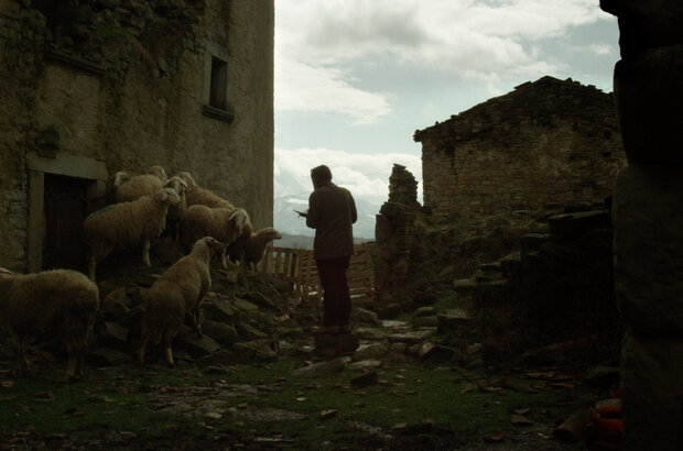 Sacro moderno (2022) - photo 2