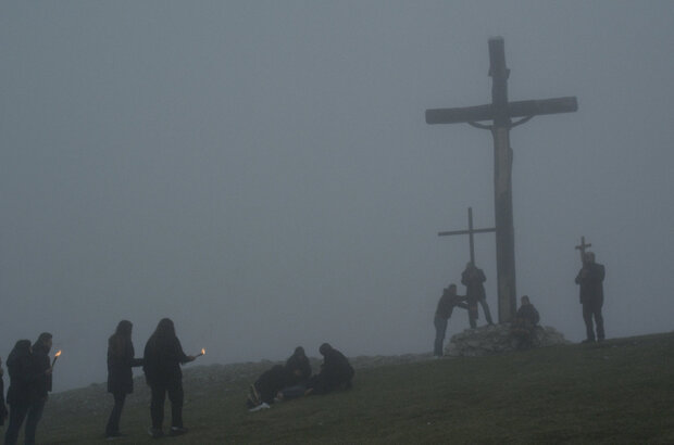 Sacro moderno (2022) - photo 1