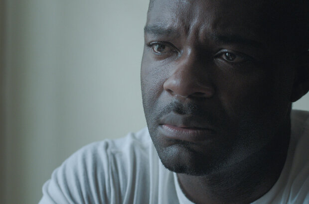 Captive (2015) - photo 2