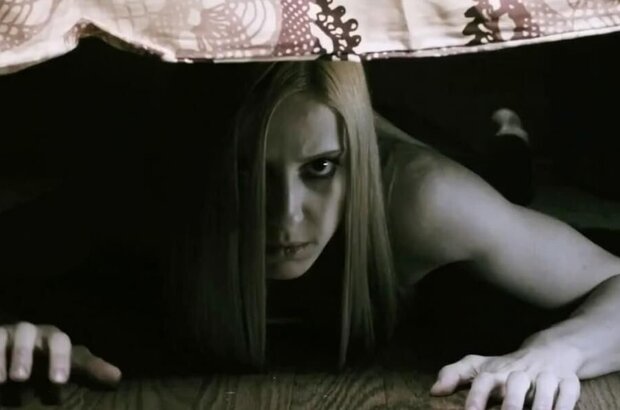 Apartment 1303 3D (2012) - photo 2