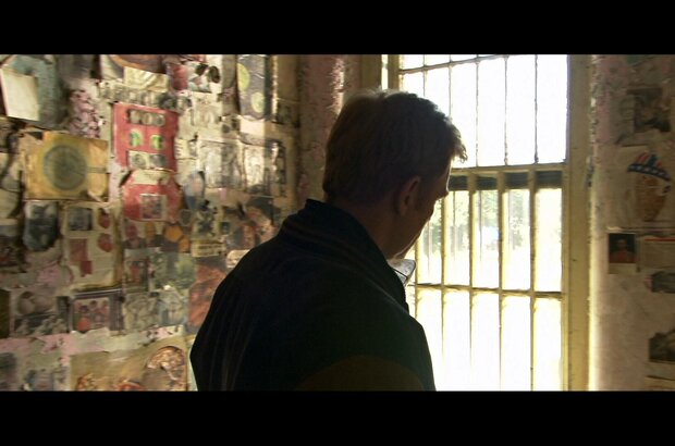 Session 9 (2001) - photo 1