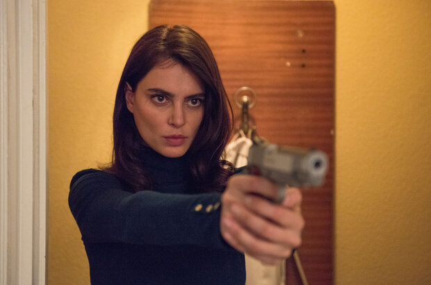 The Whistlers (2019) - photo 4