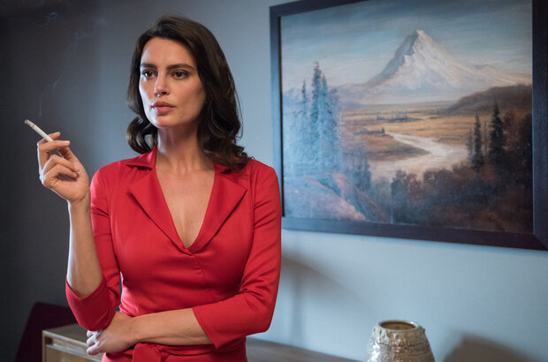 The Whistlers (2019) - photo 9