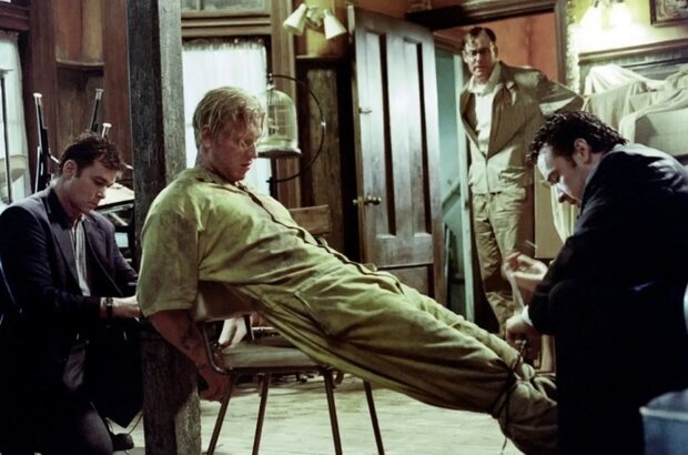 Identity (2003) - photo 2