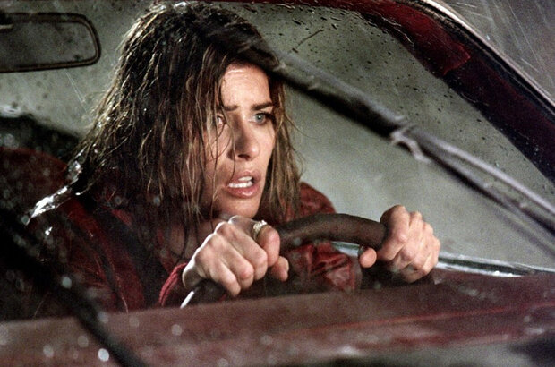 Identity (2003) - photo 8