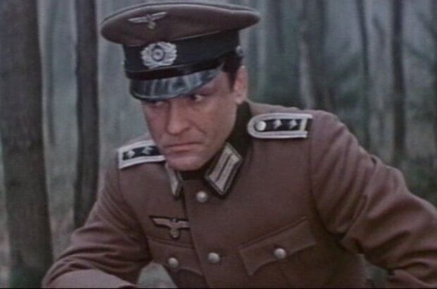Шел четвертый год войны (1983) - фото 6