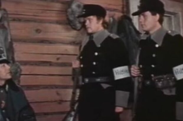 Шел четвертый год войны (1983) - фото 8