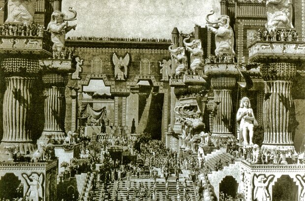 Intolerance: Love's Struggle Throughout the Ages (1916) - photo 1