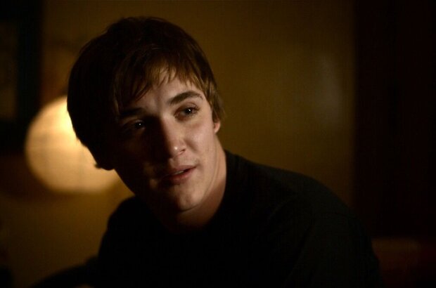 Cherry (2010) - photo 2