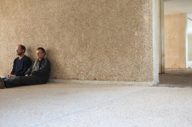 The Exchange (2011) - photo 4