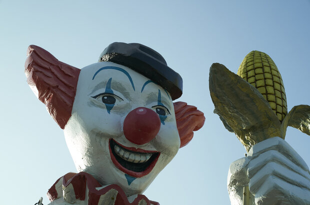 Clown in a Cornfield (2025) - photo 9