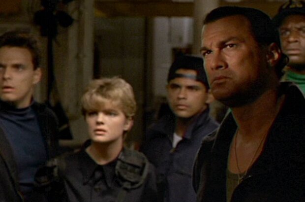 Under Siege (1992) - photo 5