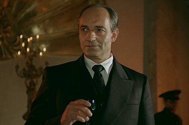 The Feasts of Belshazzar, or a Night with Stalin (1989) - photo 15