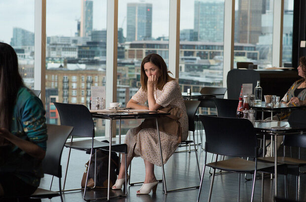 Juliet, Naked (2018) - photo 3