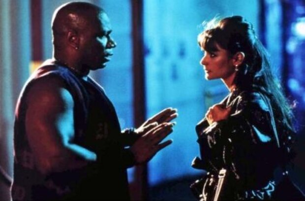 Striptease (1996) - photo 1