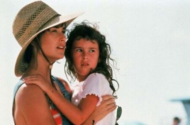Striptease (1996) - photo 2