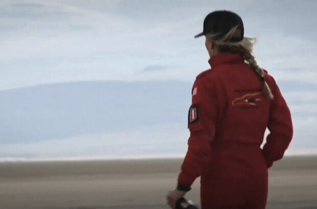 The Fastest Woman on Earth (2022) - photo 3